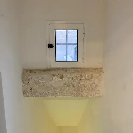Palazzo La Dea Fortuna * Ostuni