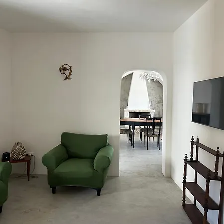 Palazzo La Dea Fortuna *