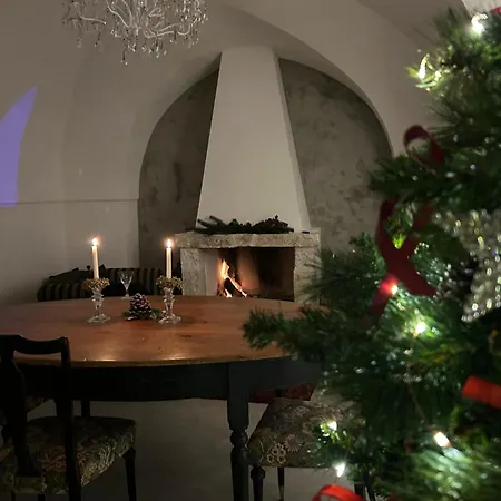 Vakantiehuis Palazzo La Dea Fortuna - Exclusive Restored Palace With Panoramic View *